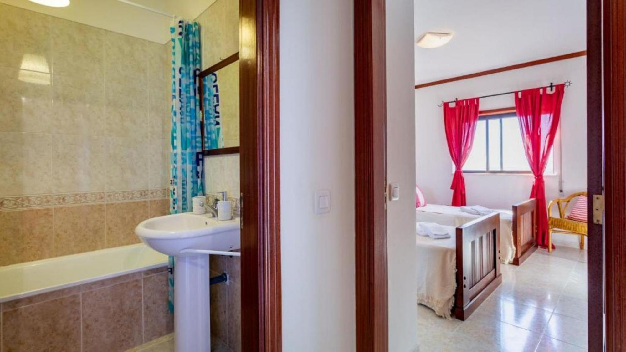 Alvor 2 Bedrooms Balcony Flat المظهر الخارجي الصورة